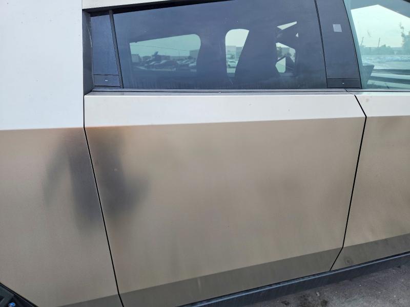 Photo 10 from auction – 2025 TESLA CYBERTRUCK with VIN 7G2CEHED5SA075011