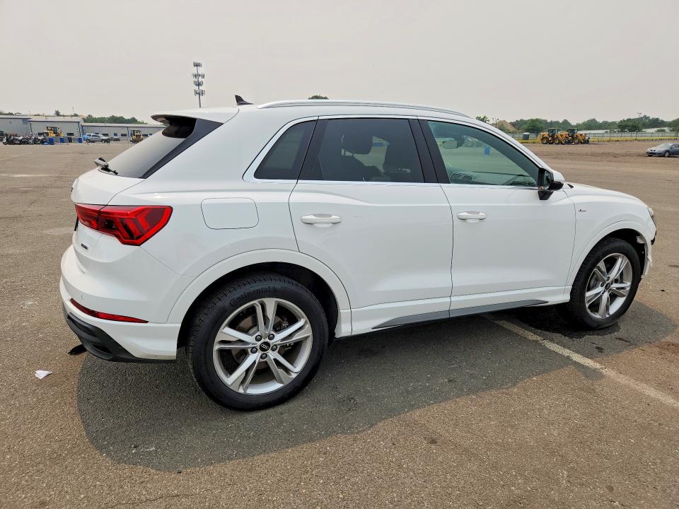 Photo 3 from auction – 2024 AUDI Q3 with VIN WA1EECF35R1145093