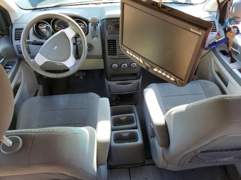 Photo 8 from auction – 2010 DODGE GRAND CARAVAN with VIN 2D4RN4DE5AR263374