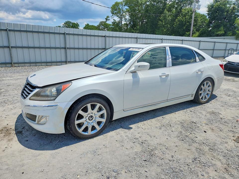 2013 HYUNDAI EQUUS