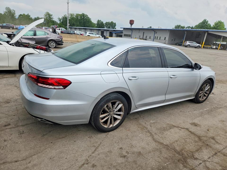 Photo 3 from auction – 2020 VOLKSWAGEN PASSAT with VIN 1VWSA7A39LC026068
