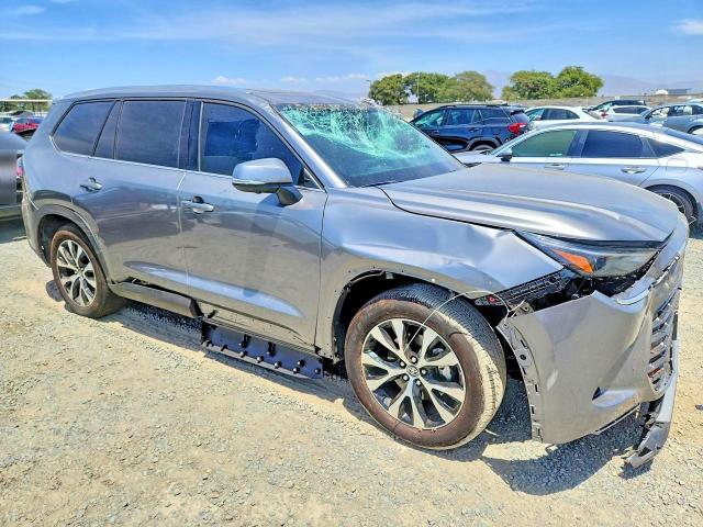 Photo 4 from auction – 2026 TOYOTA GRAND HIGHLANDER HYBRID with VIN 5TDADAB51TS032254