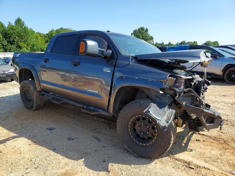 Photo 4 from auction – 2014 TOYOTA TUNDRA with VIN 5TFDW5F11EX387640