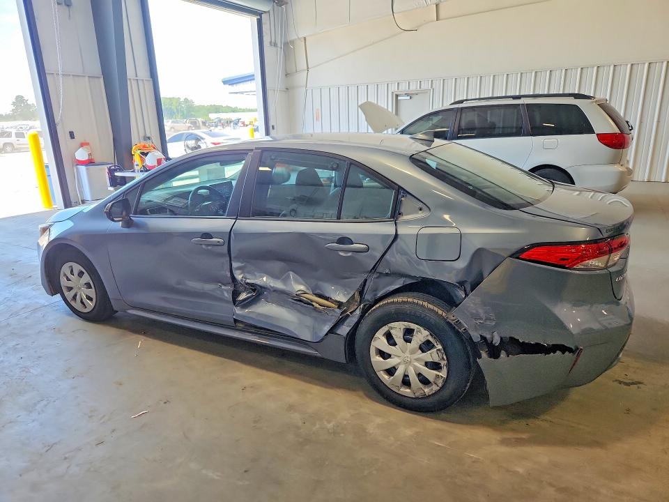 Photo 2 from auction – 2020 TOYOTA COROLLA with VIN 5YFDPRAE3LP104343