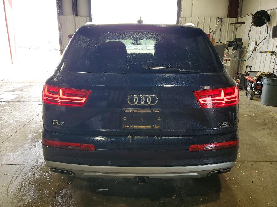 Photo 6 from auction – 2017 AUDI Q7 with VIN WA1VAAF71HD023346