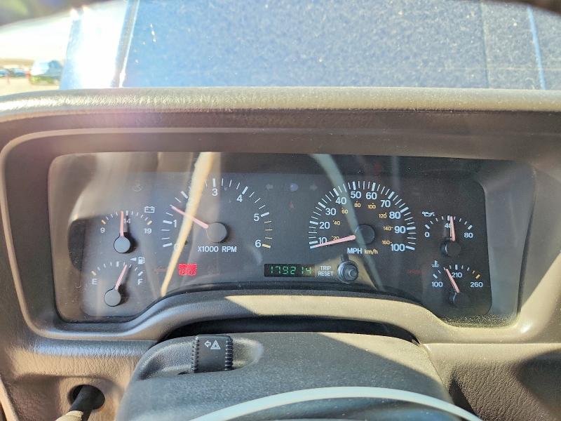 Photo 9 from auction – 2000 JEEP CHEROKEE with VIN 1J4FF48S0YL258822