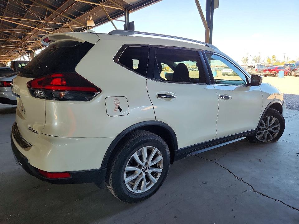 Photo 3 from auction – 2018 NISSAN ROGUE with VIN JN8AT2MV2JW354912