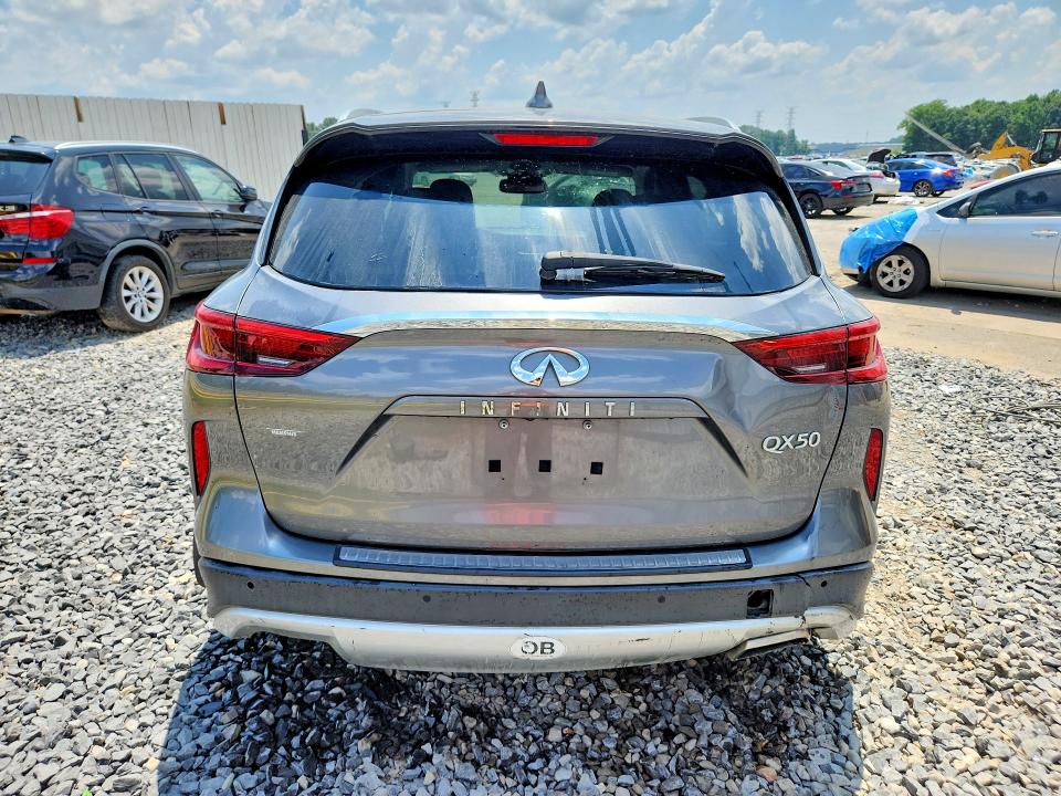 Photo 6 from auction – 2019 INFINITI QX50 with VIN 3PCAJ5M19KF125679