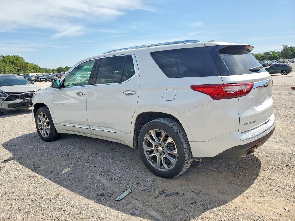 Photo 2 from auction – 2019 CHEVROLET TRAVERSE with VIN 1GNERKKW5KJ177625