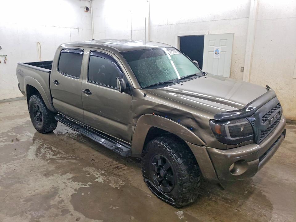 Photo 4 from auction – 2011 TOYOTA TACOMA with VIN 3TMLU4EN2BM073027