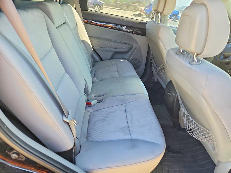 Zdjęcie 11 z aukcji – 2011 KIA SORENTO z VIN 5XYKTDA27BG050818