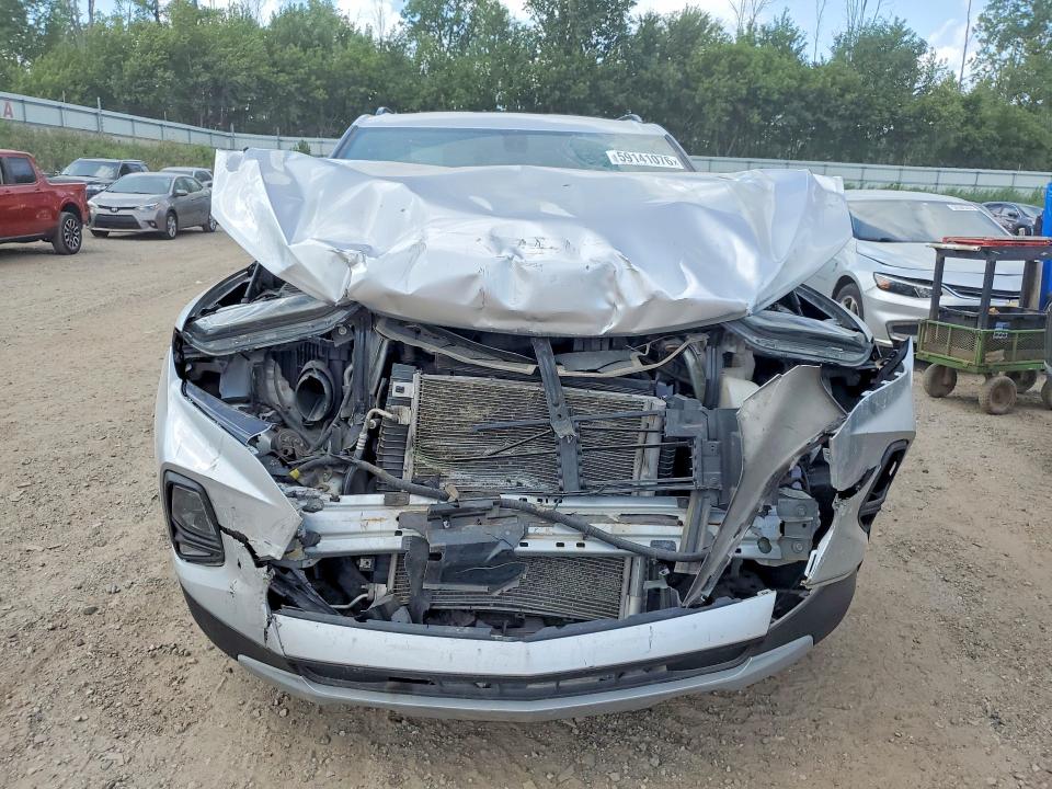 Photo 5 from auction – 2020 CHEVROLET BLAZER with VIN 3GNKBCRS5LS721461