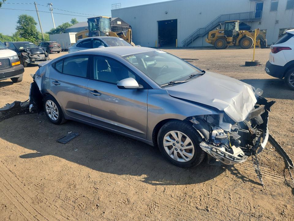 Photo 4 from auction – 2017 HYUNDAI ELANTRA with VIN 5NPD74LF8HH072048