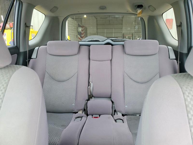 Photo 10 from auction – 2006 TOYOTA RAV4 with VIN JTMZD33VX65007506