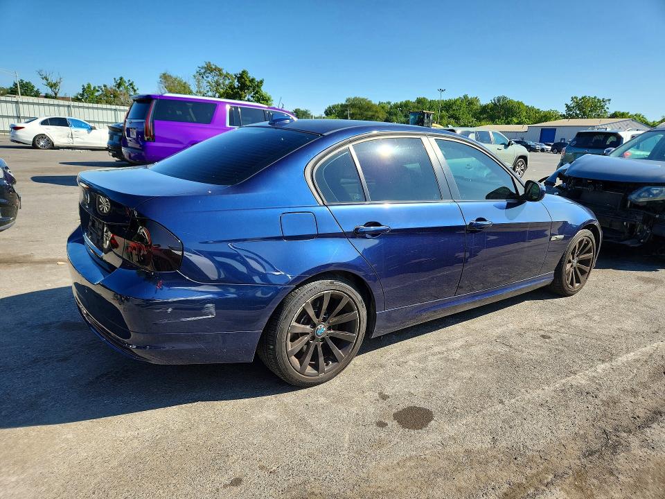 Photo 3 from auction – 2011 BMW 328 with VIN WBAPK5C52BA660502