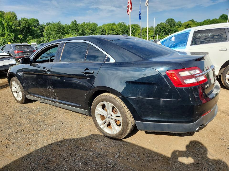 Foto 2 de la subasta – 2014 FORD TAURUS con VIN 1FAHP2E83EG144154