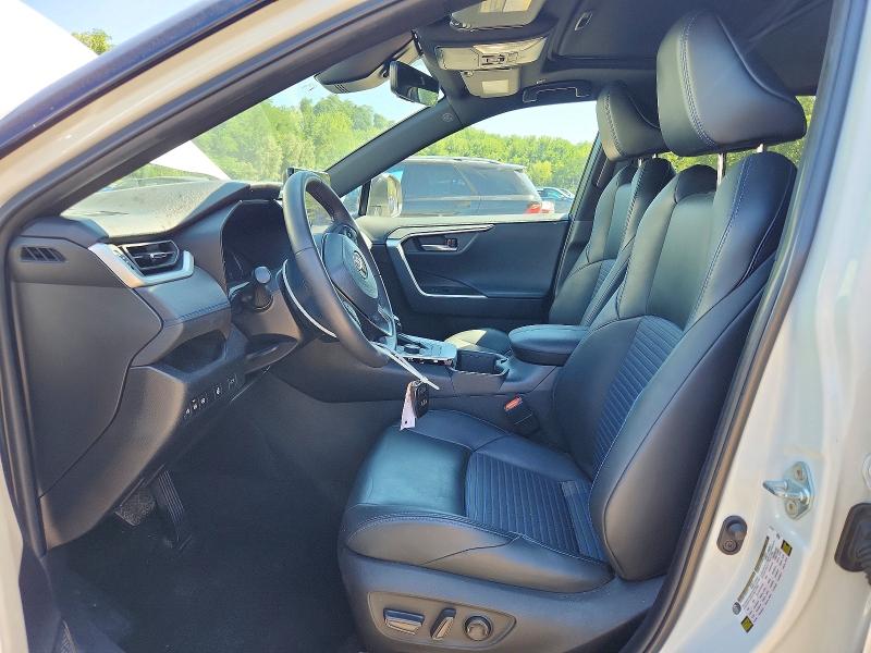 Photo 7 from auction – 2023 TOYOTA RAV4 with VIN 2T3E6RFV7PW038830