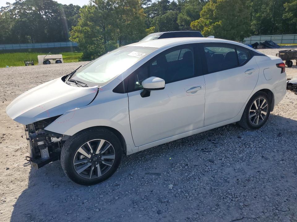 Zdjęcie 1 z aukcji – 2024 NISSAN VERSA z VIN 3N1CN8EV7RL928764