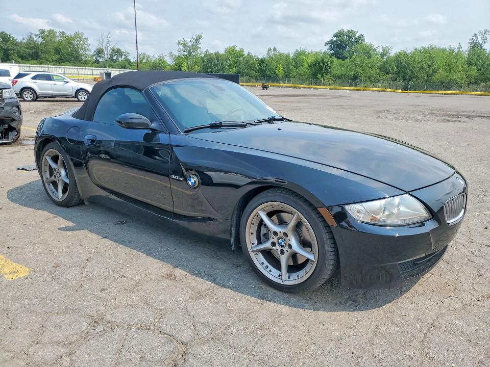 Photo 4 from auction – 2008 BMW Z4 with VIN 4USBU53508LW93562