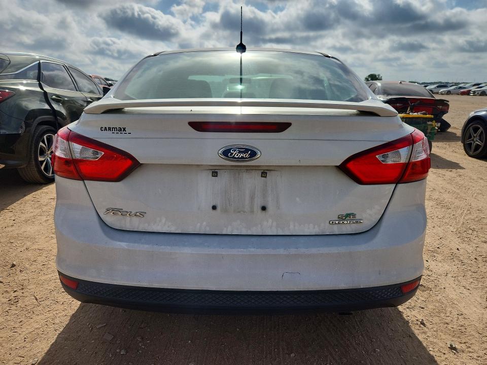 Photo 6 from auction – 2014 FORD FOCUS with VIN 1FADP3F25EL351716