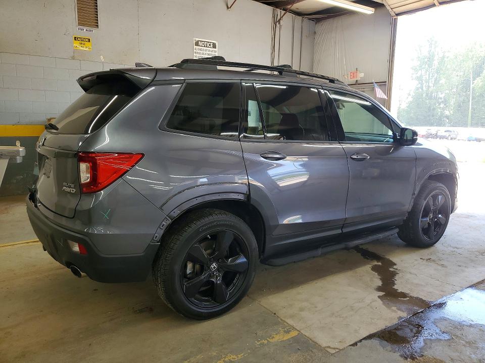 Photo 3 from auction – 2019 HONDA PASSPORT with VIN 5FNYF8H08KB003835