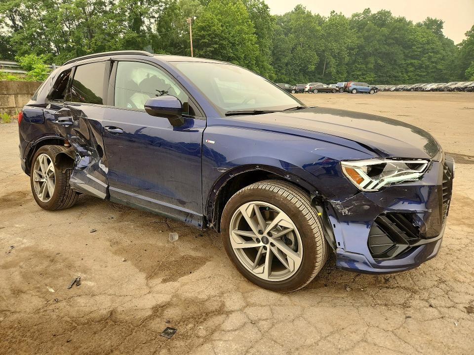 Photo 4 from auction – 2025 AUDI Q3 with VIN WA1DECF31S1112822