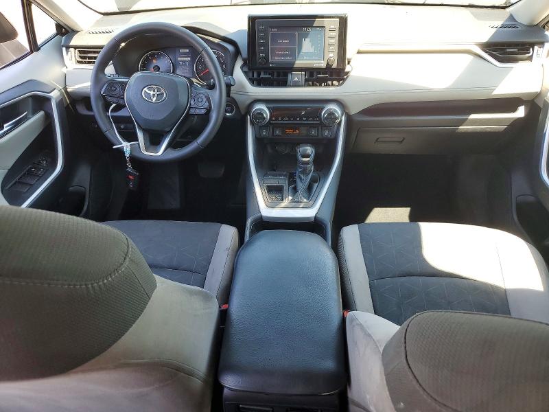 Photo 8 from auction – 2020 TOYOTA RAV4 with VIN 2T3W1RFV7LW102815