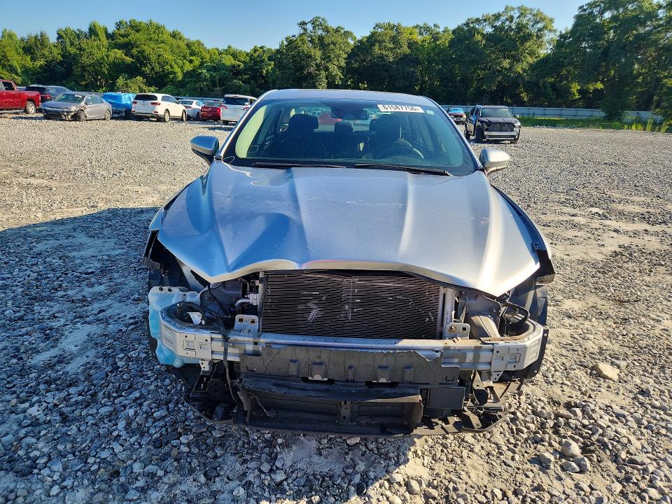 Photo 5 from auction – 2020 FORD FUSION with VIN 3FA6P0HD9LR190386