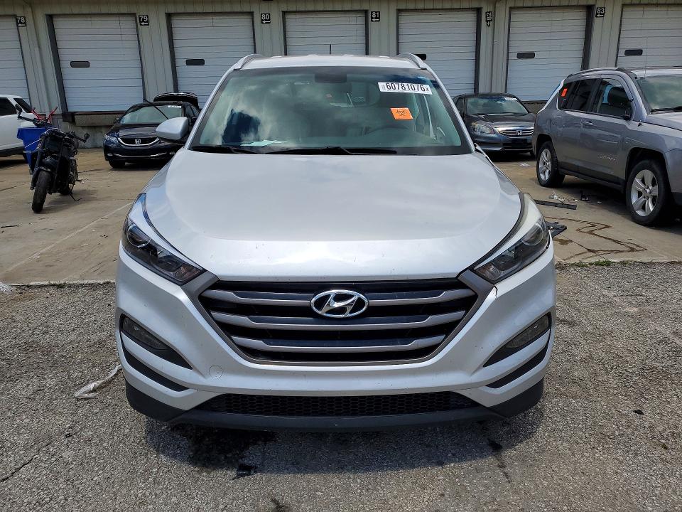 Photo 5 from auction – 2016 HYUNDAI TUCSON with VIN KM8J33A4XGU062423