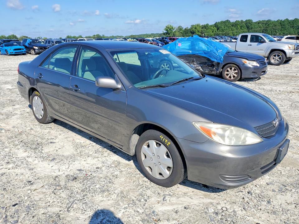 Photo 4 from auction – 2002 TOYOTA CAMRY with VIN 4T1BE32K82U581488