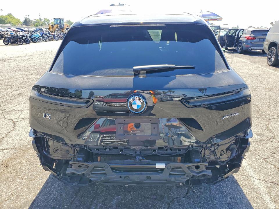 Photo 6 from auction – 2024 BMW IX with VIN WB523CF05RCR12168