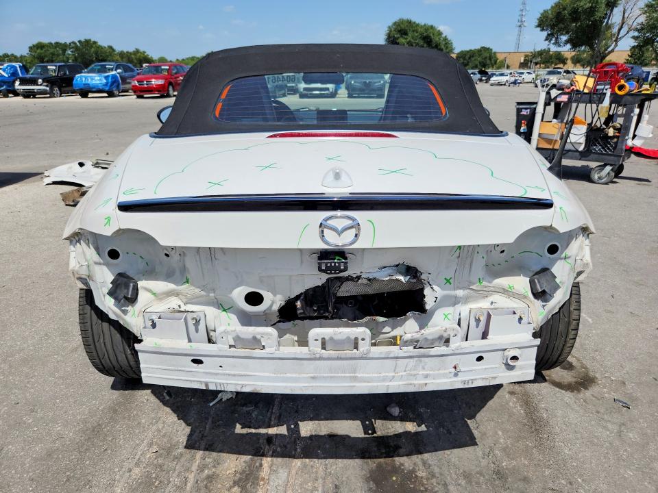 Photo 6 from auction – 2019 MAZDA MX-5 MIATA with VIN JM1NDAC77K0311694