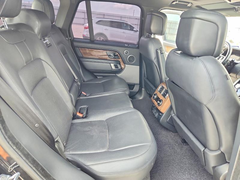 Photo 11 from auction – 2018 LAND ROVER RANGE ROVER with VIN SALGS2SV5JA393138
