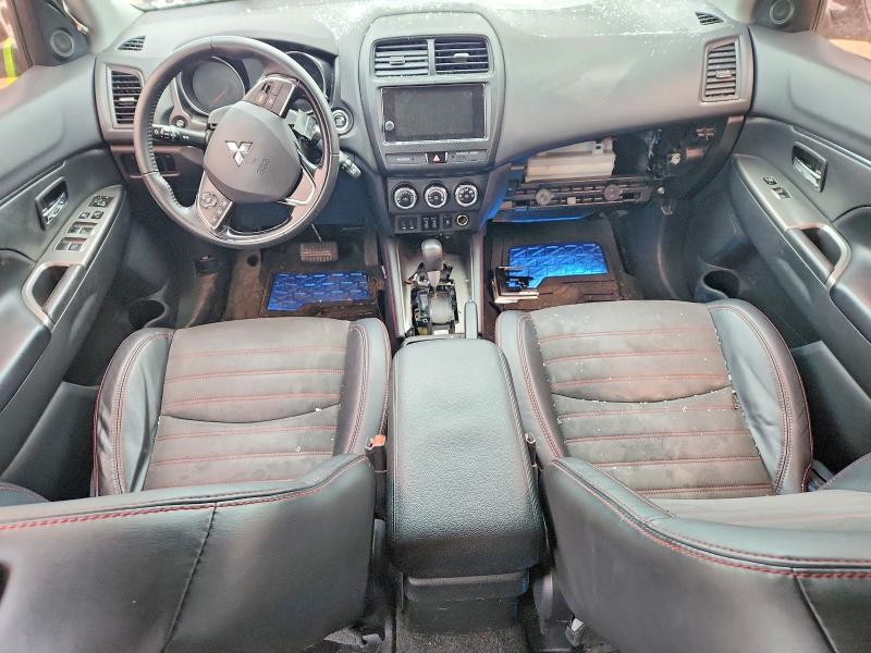 Photo 8 from auction – 2018 MITSUBISHI OUTLANDER SPORT with VIN JA4AP3AW6JU015904