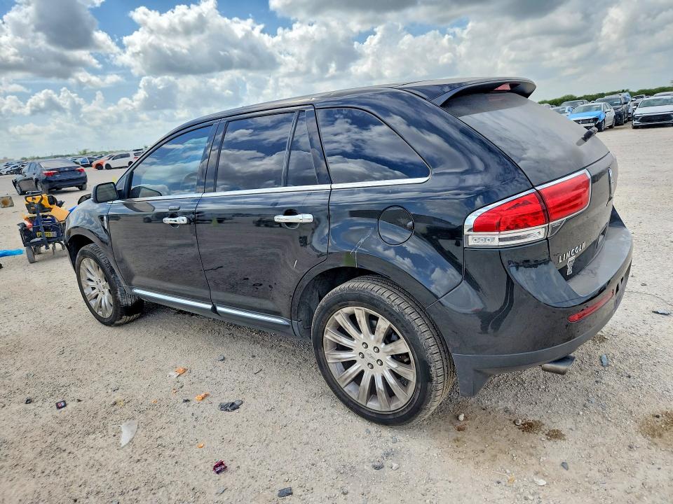 Photo 2 from auction – 2013 LINCOLN MKX with VIN 2LMDJ6JKXDBL38527