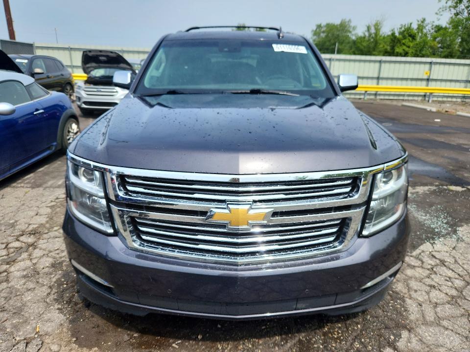 Photo 5 from auction – 2016 CHEVROLET SUBURBAN with VIN 1GNSKJKC6GR111035