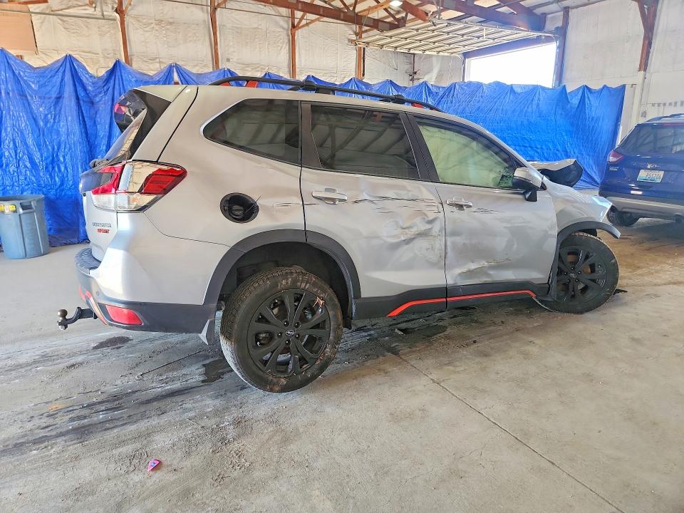 Photo 3 from auction – 2020 SUBARU FORESTER with VIN JF2SKARC1LH410156