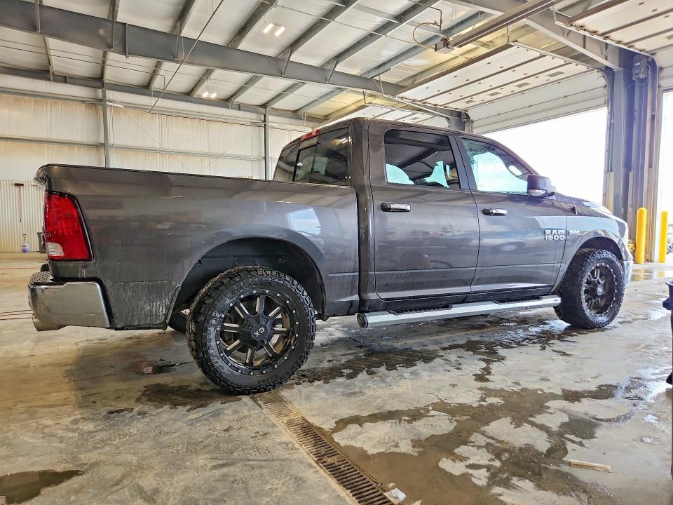 Снимка 3 от търг – 2018 RAM 1500 с VIN 3C6RR7LT8JG227095