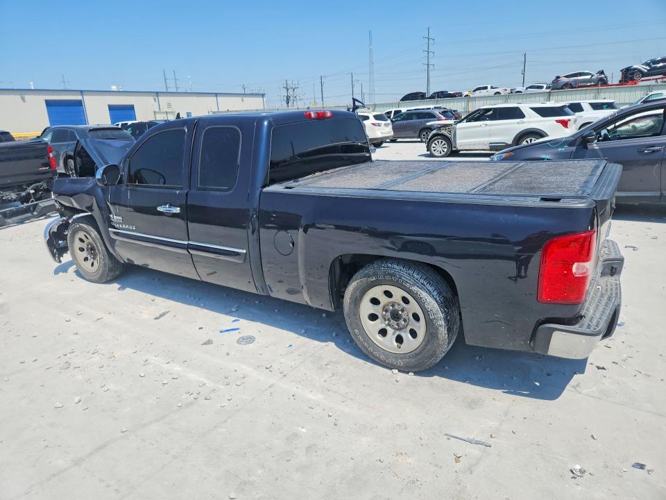 Photo 2 from auction – 2013 CHEVROLET SILVERADO with VIN 1GCRCSE08DZ224024