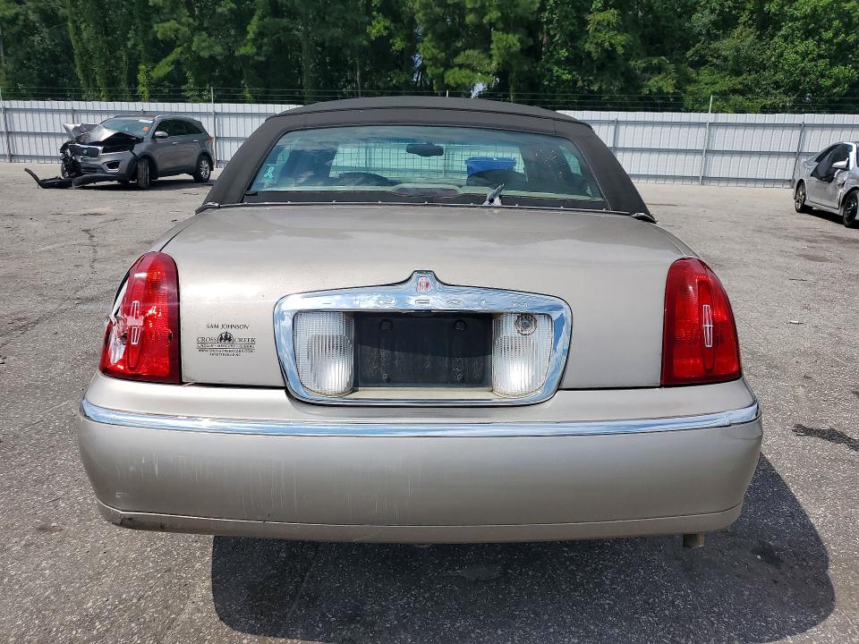 Photo 6 from auction – 2001 LINCOLN TOWN CAR with VIN 1LNHM81W31Y632823