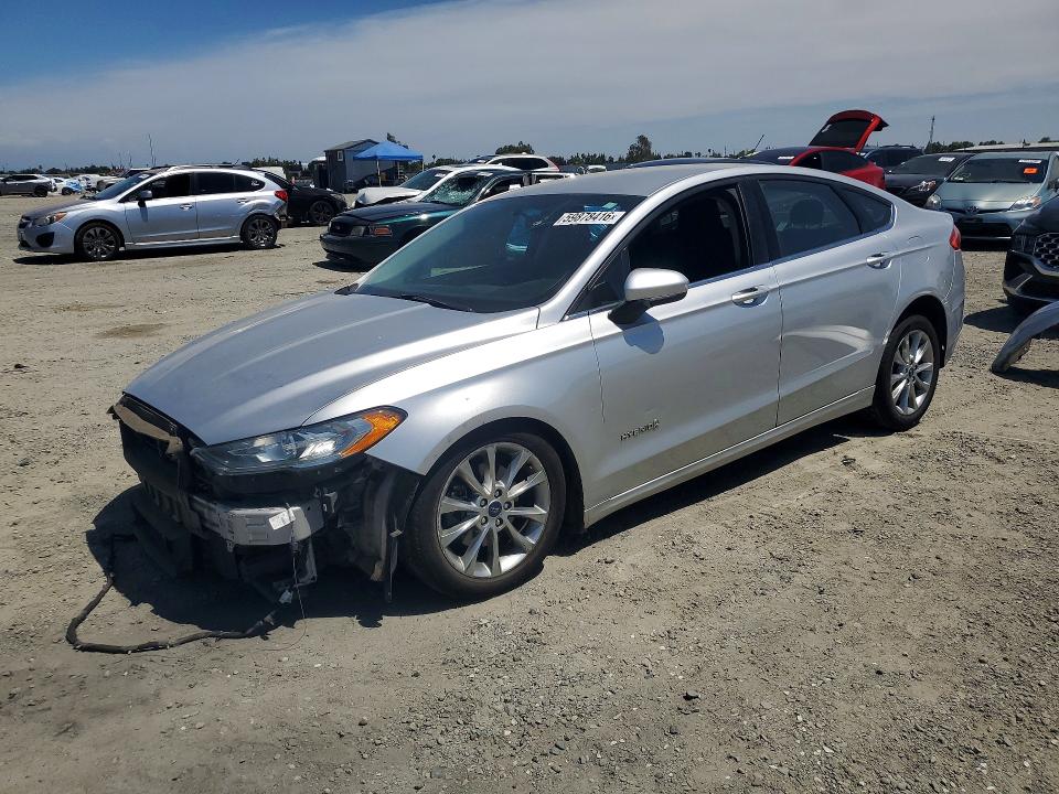 FORD FUSION 2017 with VIN 3FA6P0LU9HR323632 - Photo from auction