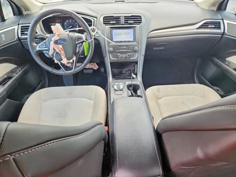 Photo 8 from auction – 2019 FORD FUSION with VIN 3FA6P0HD5KR147906