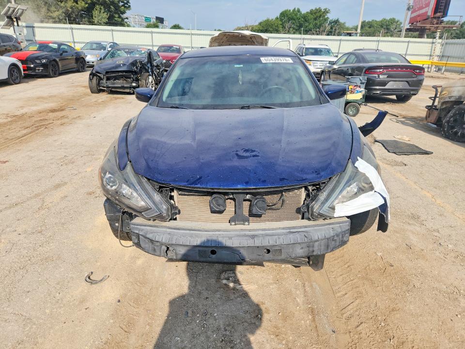 Photo 5 from auction – 2017 NISSAN ALTIMA with VIN 1N4AL3AP8HC495377