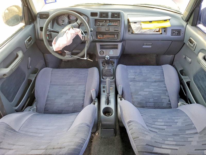 Photo 8 from auction – 1997 TOYOTA RAV4 with VIN JT3GP10VXV7021288