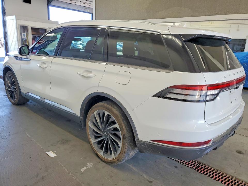 Photo 2 from auction – 2020 LINCOLN AVIATOR with VIN 5LM5J7XC4LGL05484