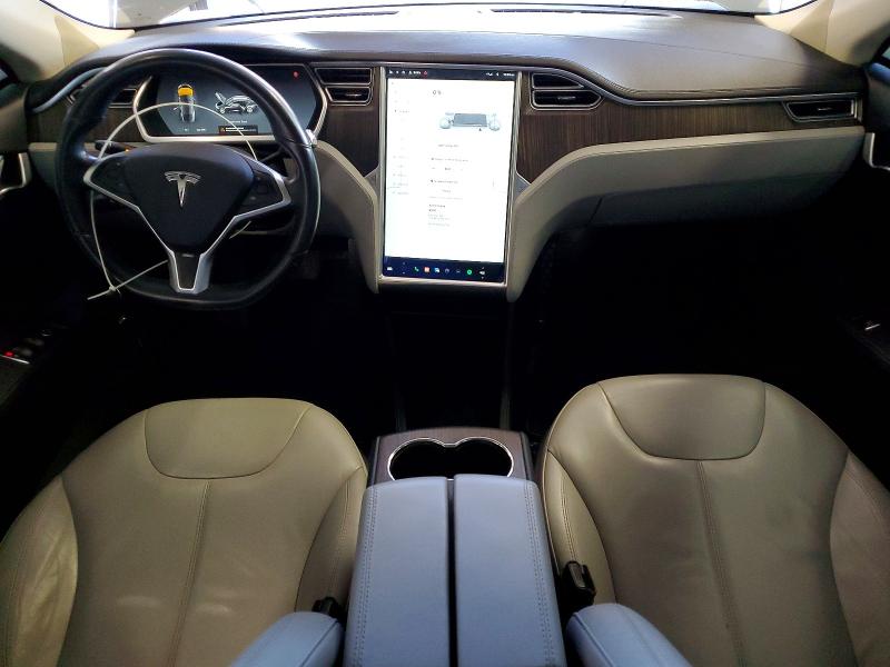 Photo 8 from auction – 2013 TESLA MODEL S with VIN 5YJSA1CN8DFP26294