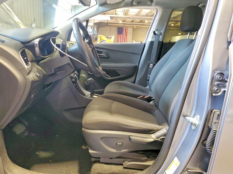 Photo 7 from auction – 2020 CHEVROLET TRAX with VIN 3GNCJNSB1LL251730