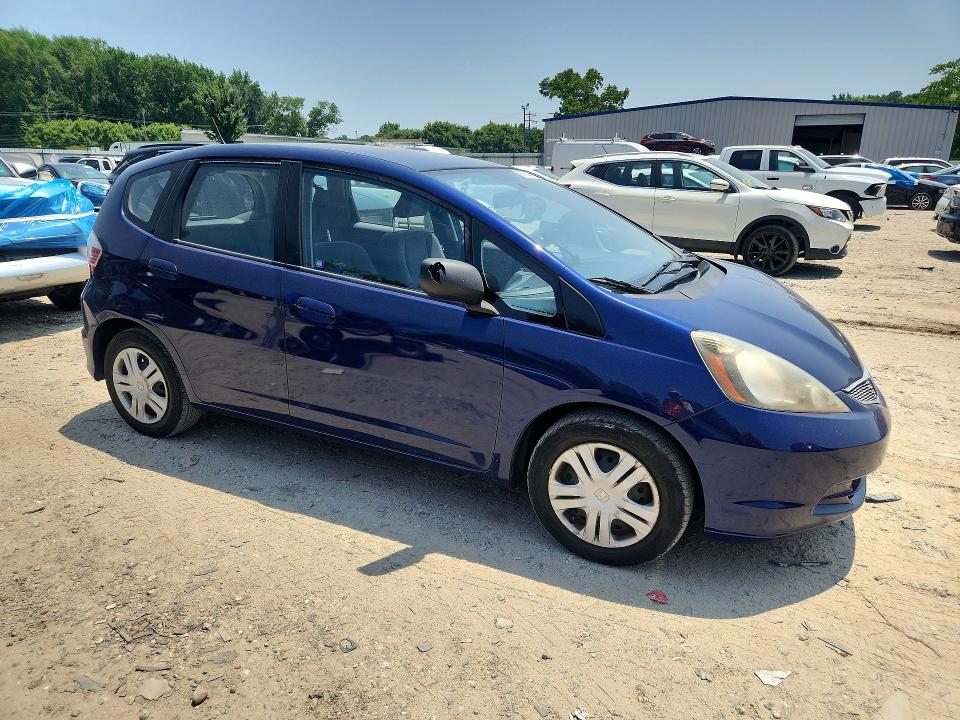 Photo 4 from auction – 2010 HONDA FIT with VIN JHMGE8H28AC015333