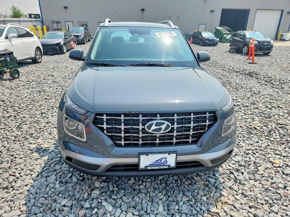 Photo 5 from auction – 2026 HYUNDAI VENUE with VIN KMHRC8A35TU453884