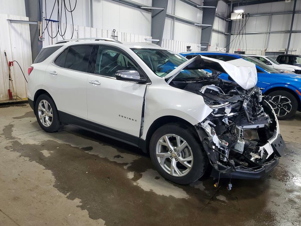 Photo 4 from auction – 2019 CHEVROLET EQUINOX with VIN 2GNAXXEV8K6226754